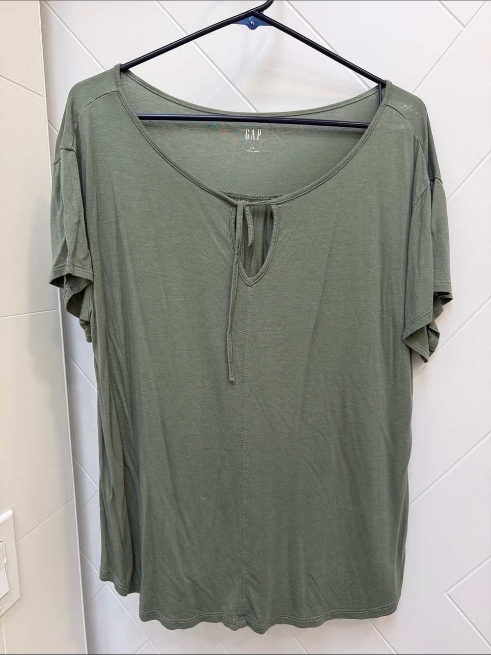 GAP Olive Tie-Front Short Sleeve Top